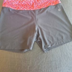 Vogo medium athletic Yoga Running shorts